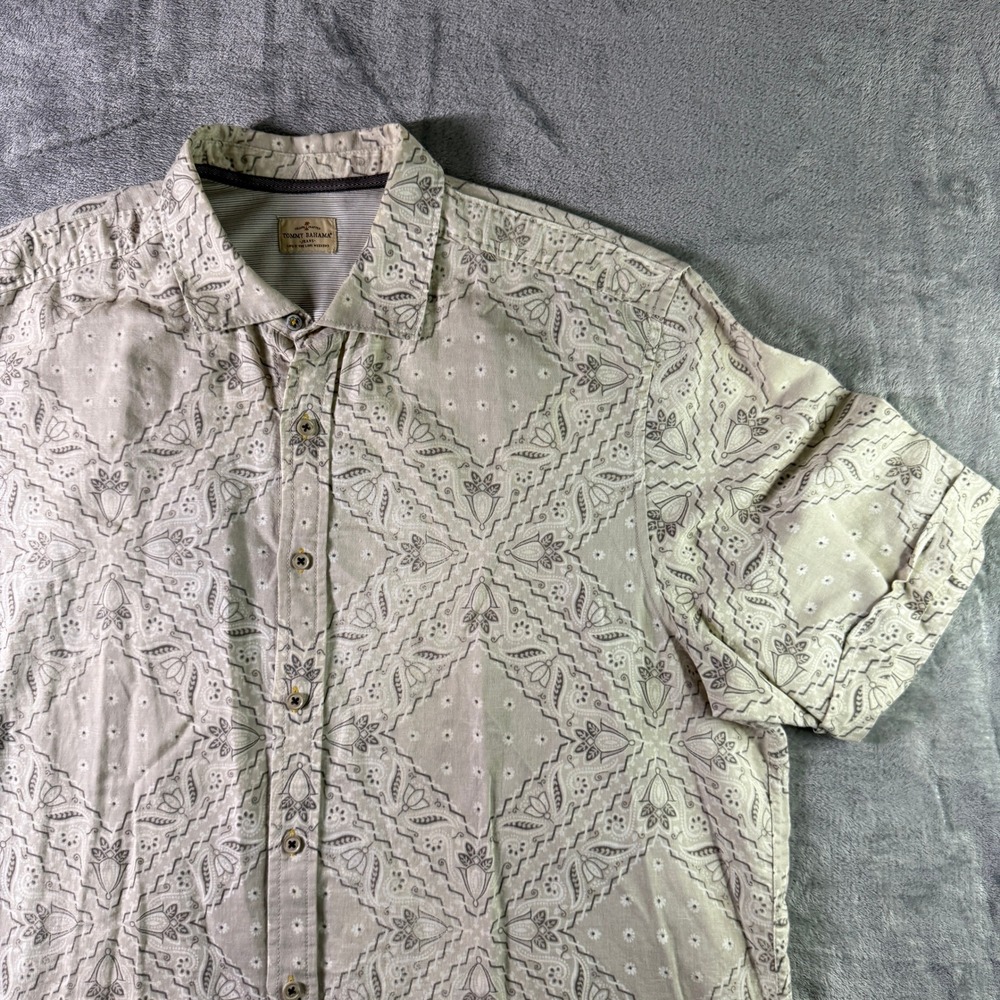 Tommy Bahama Jeans XL Beige Short Sleeve Button Up Shirt Casual Menswear (read)